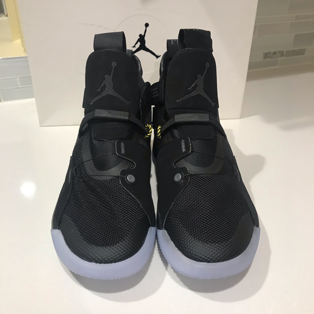 ⚜️ Air Jordan 33 ‘Utility Blackout’ ⚜️